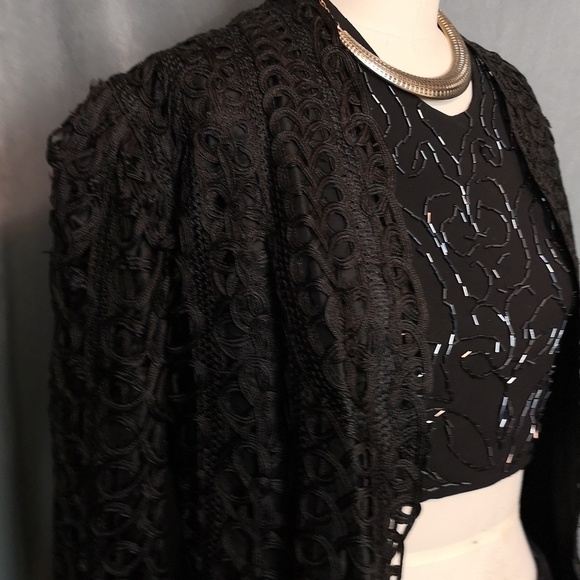 Victorian vintage guipure lace black lace jacket - Picture 2 of 11
